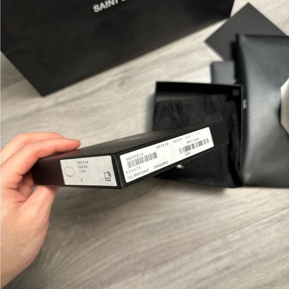 Saint Laurent Leather Bracelet ( small ) - Picture 5 of 6